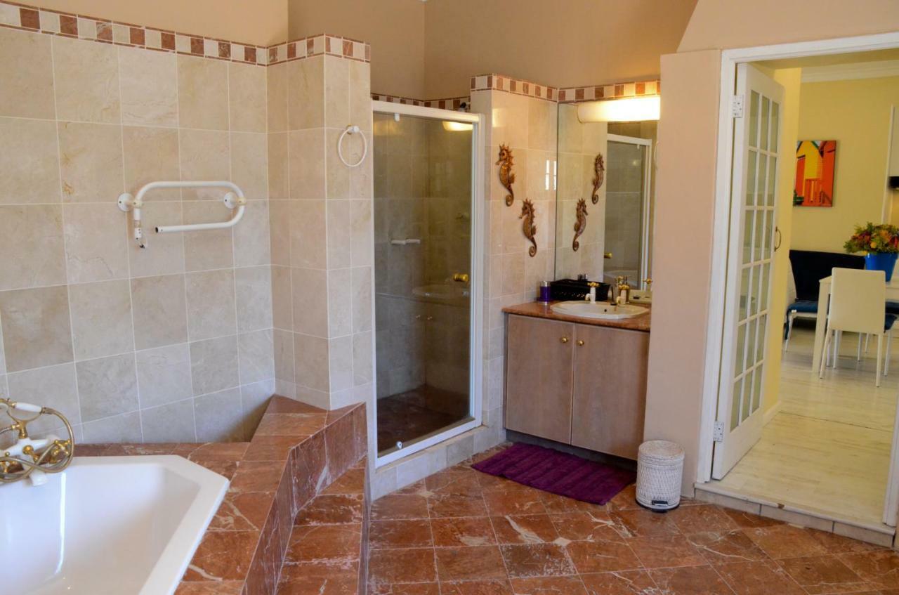 Kleinbosch Guest house 4*